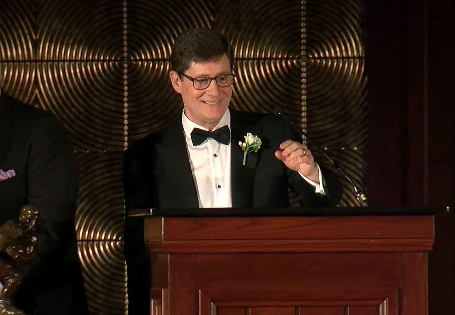 ivy-football-association-honors-neurosurgeon-columbia-lion-dr-paul-mccormick-dr-paul-c-mccormick